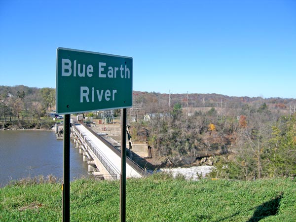 Video%3A+House+at+Rapidan+Dam+collapses+into+Blue+Earth+River+in+Minnesota+%26%238211%3B+InForum